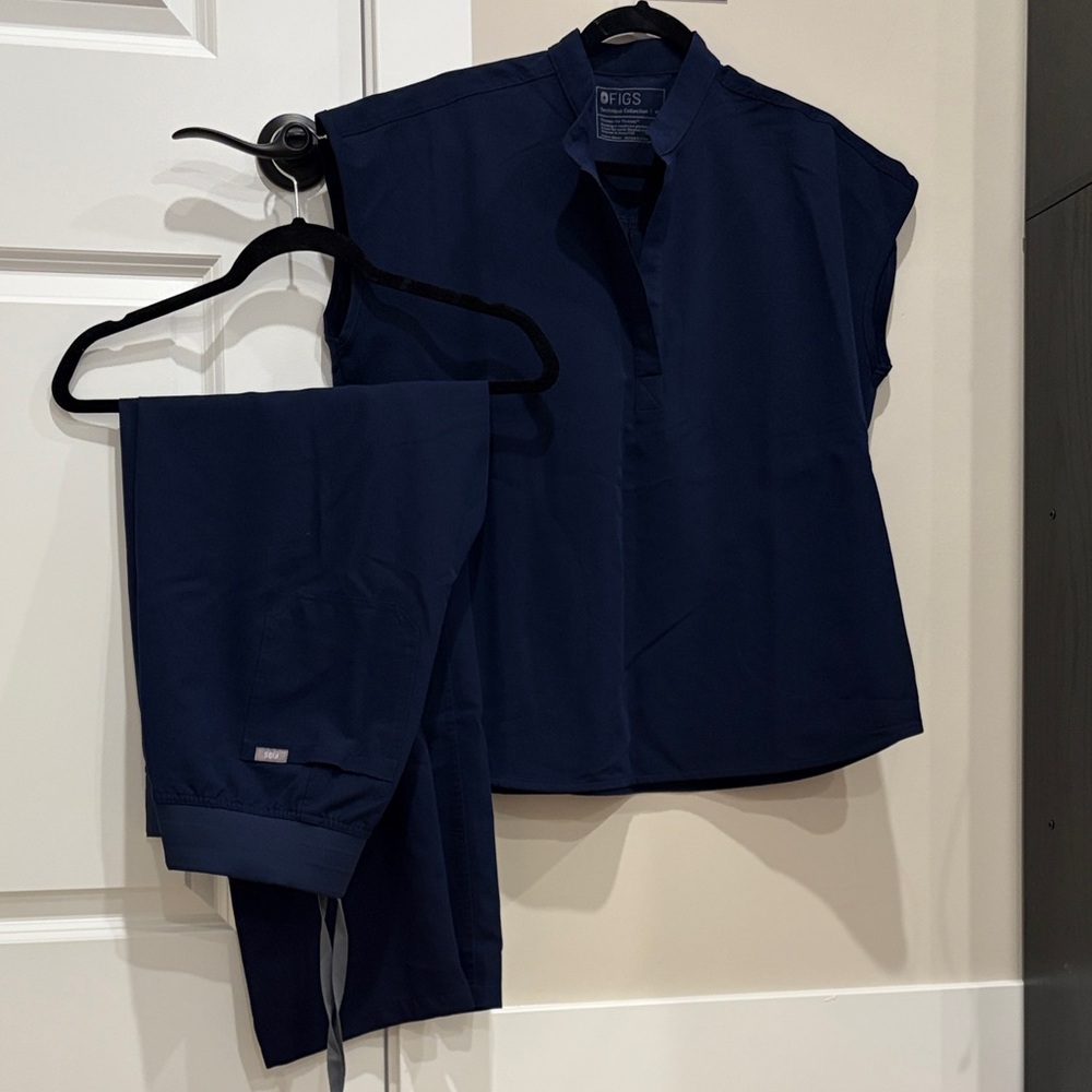 Figs Navy Blue Scrub Set